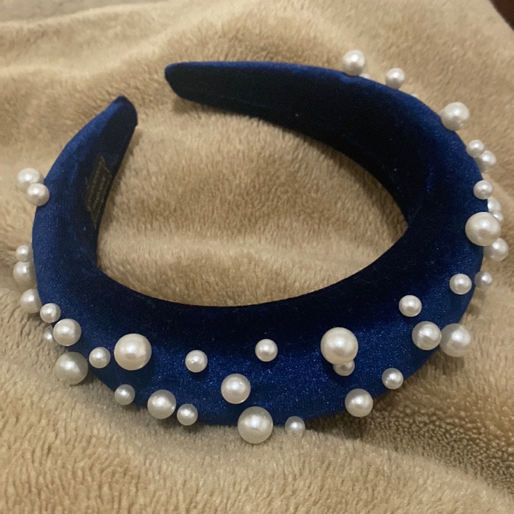 Velvet blue headband with pearls